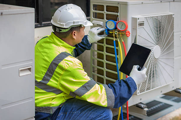 Professional Heat Pump Repair technician working in Kannapolis, NC